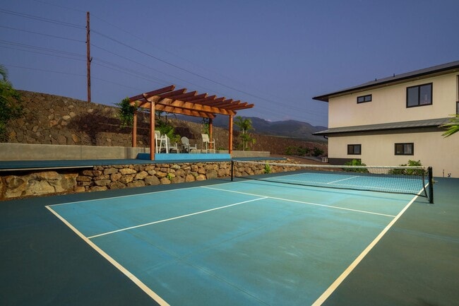 Building Photo - 604 Anapuni Lp
