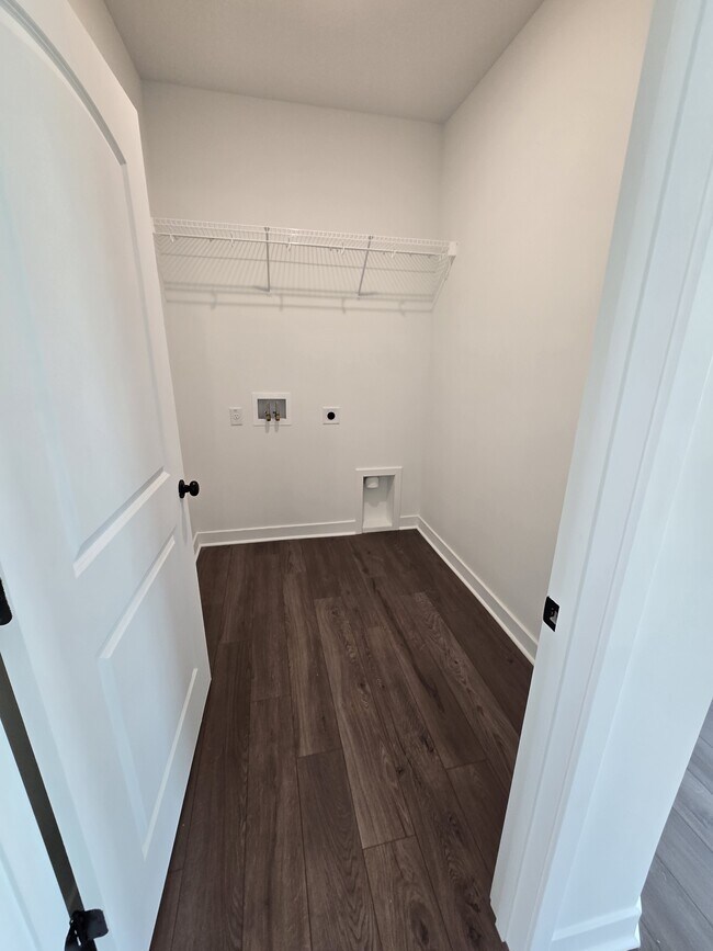 Building Photo - 12427 S Aspen Ln