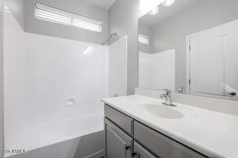 Building Photo - 18009 W Sunnyslope Ln