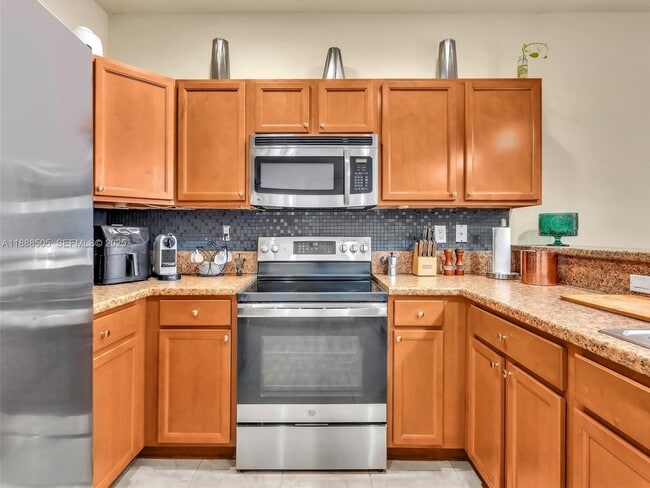 Building Photo - 8926 W 35th Ct