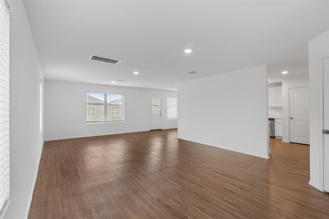 Building Photo - 3034 Twisted Myrtle Dr