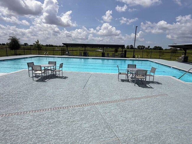 Building Photo - 9042 Shady Cabana Wy