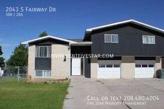 Building Photo - 2043 S Fairway Dr