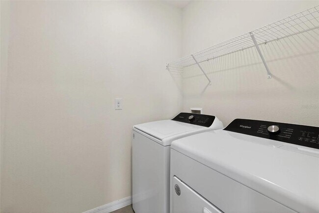 Building Photo - 34211 Jasper Stone Dr