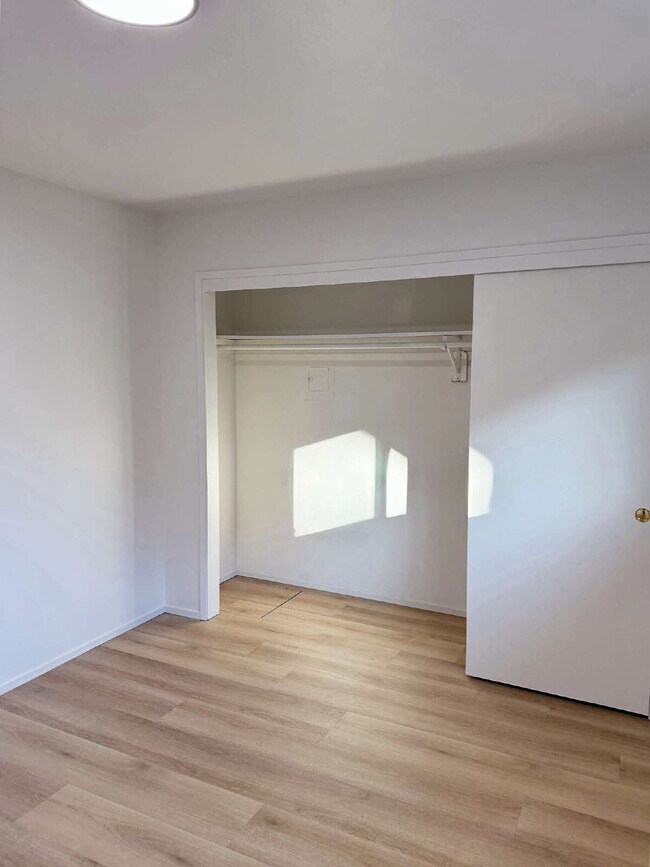 Building Photo - 2BD/1BA Single-Level Home Near Sonoma Plaza | Available Now!