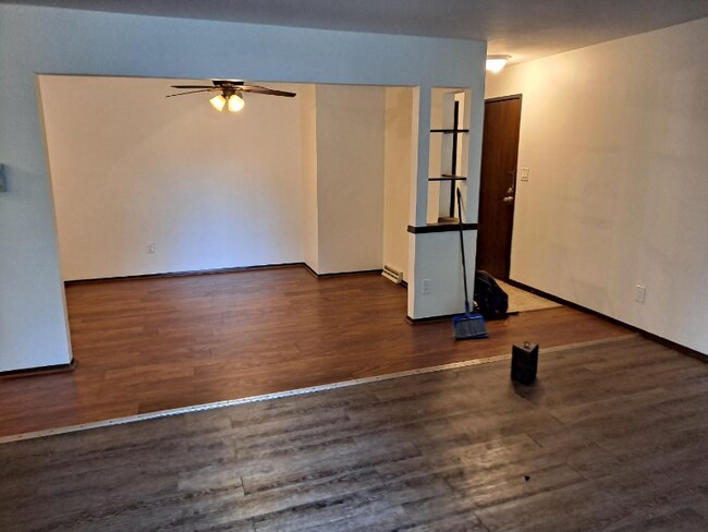 Building Photo - 7512 N Granville Rd