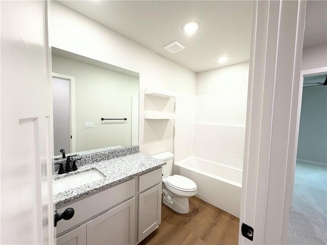 Building Photo - 531 Cosmos St