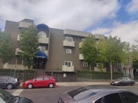 Building Photo - Highland Villas Apartments...Beautiful 2 B...