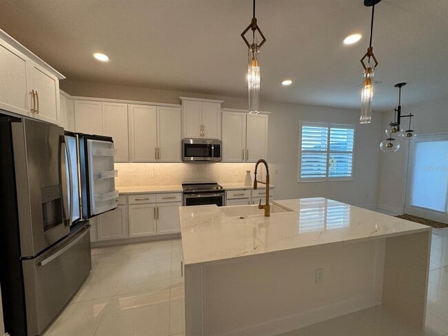 Building Photo - 16001 Grafton Wy