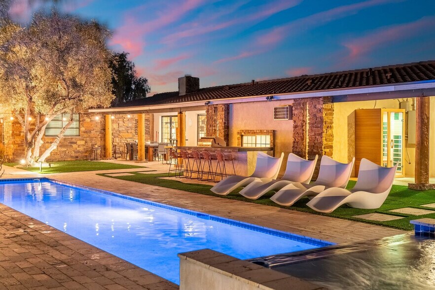Building Photo - 4129 E Palo Verde Dr