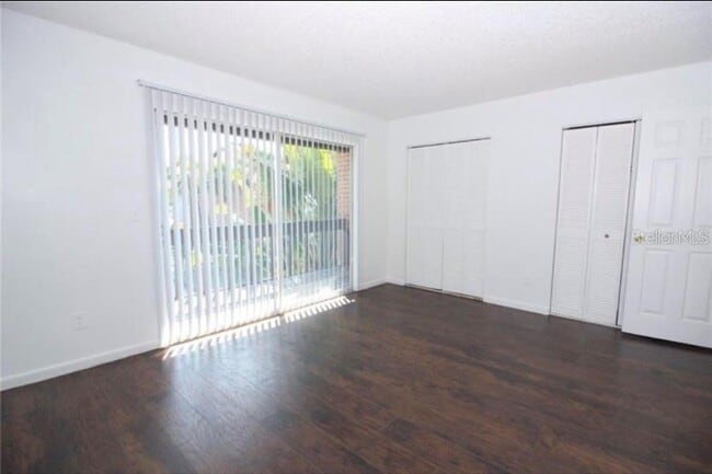 Building Photo - 2332 Huntington Green Ct