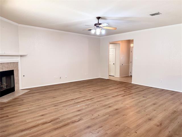 Building Photo - 716 Park Ridge Dr