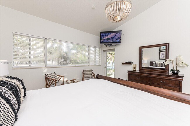 Building Photo - 302 Balboa St