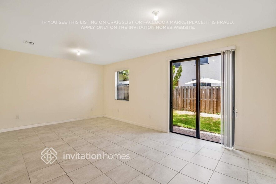 Building Photo - 11457 SW 253rd St