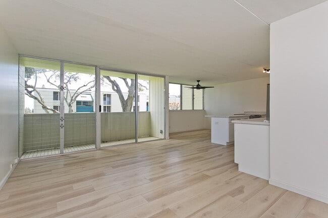 Primary Photo - Nahoa Apartments 2 bedroom, 1 bathroom, 1 ...