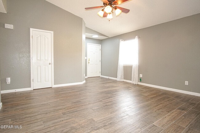 Building Photo - 4020 Tierra Inez Pl