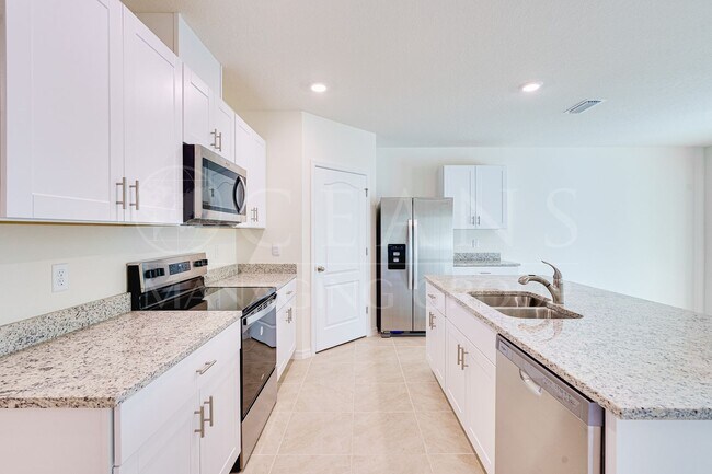 Building Photo - Never Lived in 4 Bed, 2 Bath Ormond Home with Upgrades and a Fenced Yard