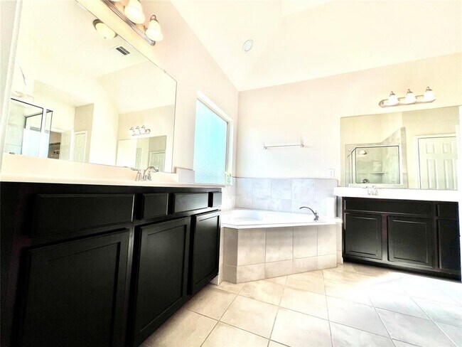 Building Photo - 6363 Fairdale Ln