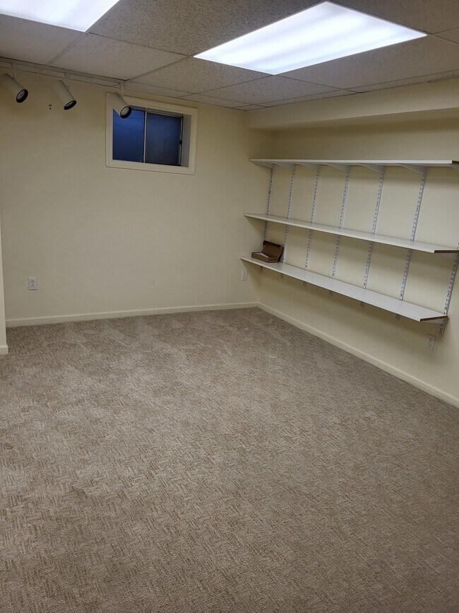 Building Photo - 1154 W Inverrary Ln