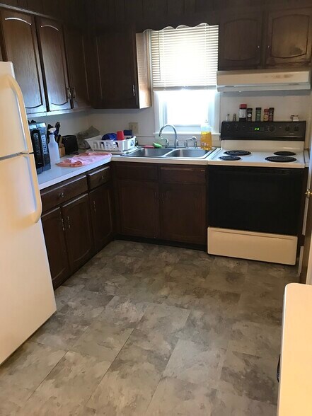 Building Photo - 7 Nott Rd