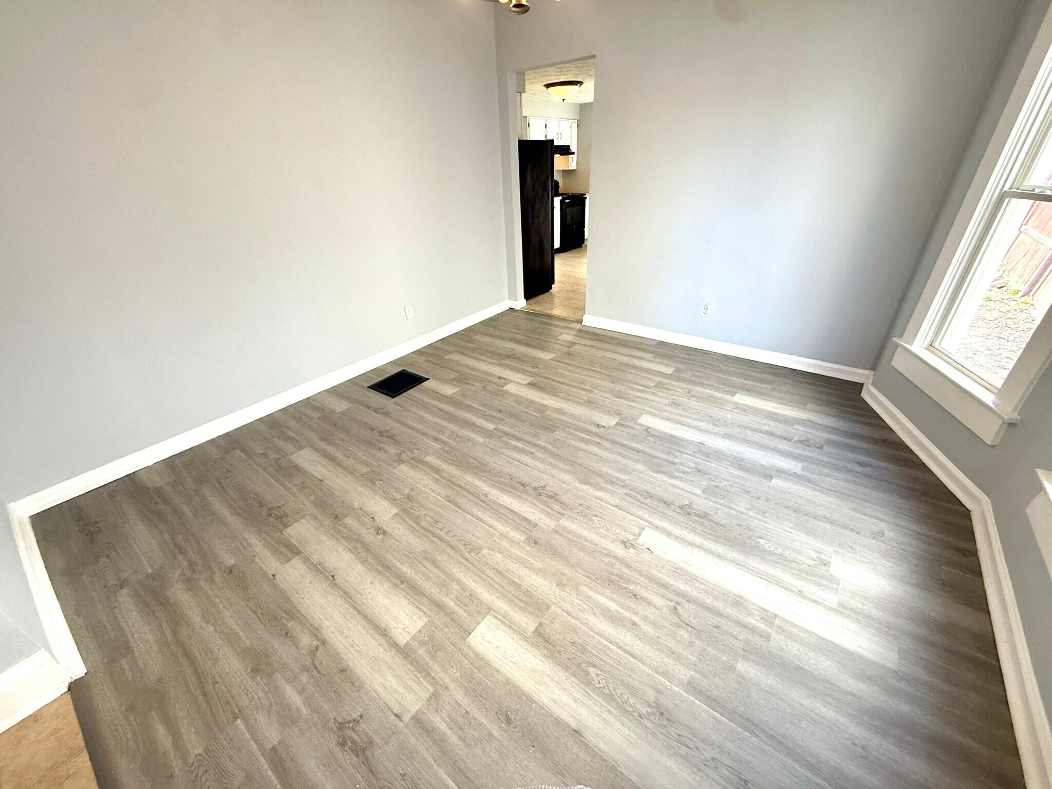 Building Photo - 22 Pleasant Ave