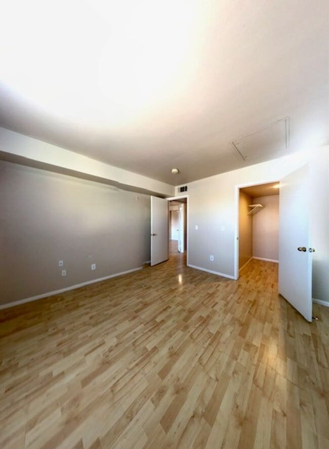 Building Photo - 1 Bedroom Condo located in Gated Community of Copper Palms!