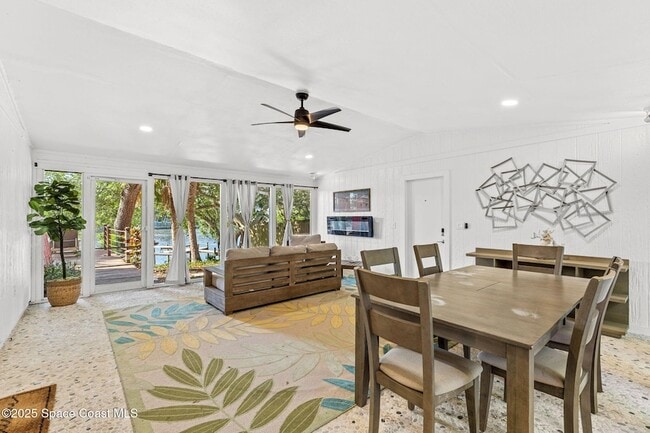 Building Photo - 1428 Rose Ct