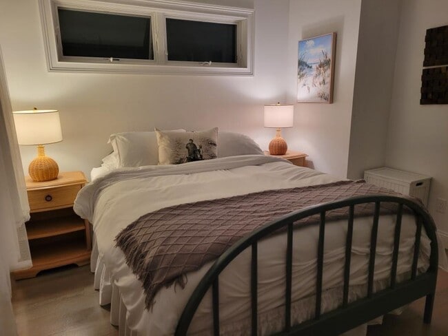 Building Photo - 345 Dehnhoff Walk