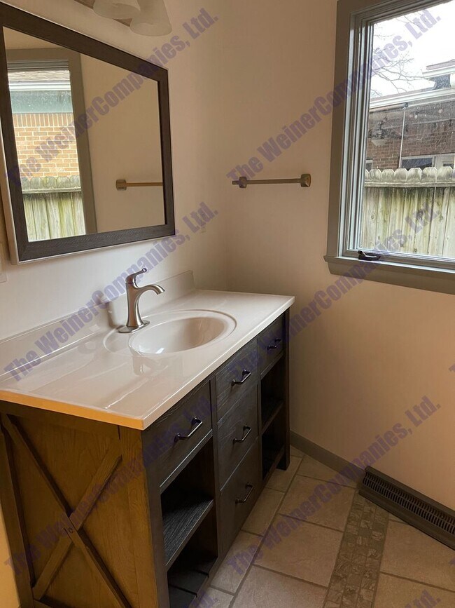 Building Photo - Now Leasing