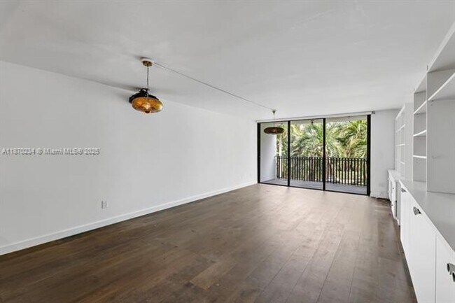 Building Photo - 100 Ocean Ln Dr