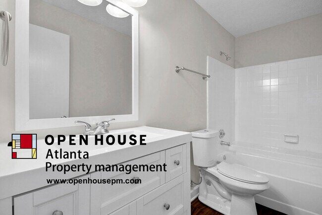 Building Photo - 10970 Spotted Pony Trail, Alpharetta