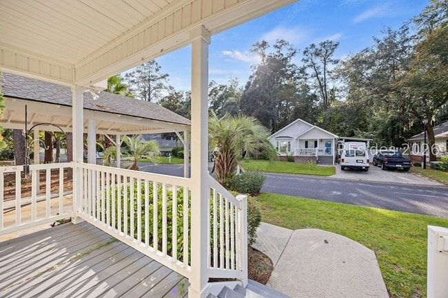 Building Photo - 65 River Tree Cir