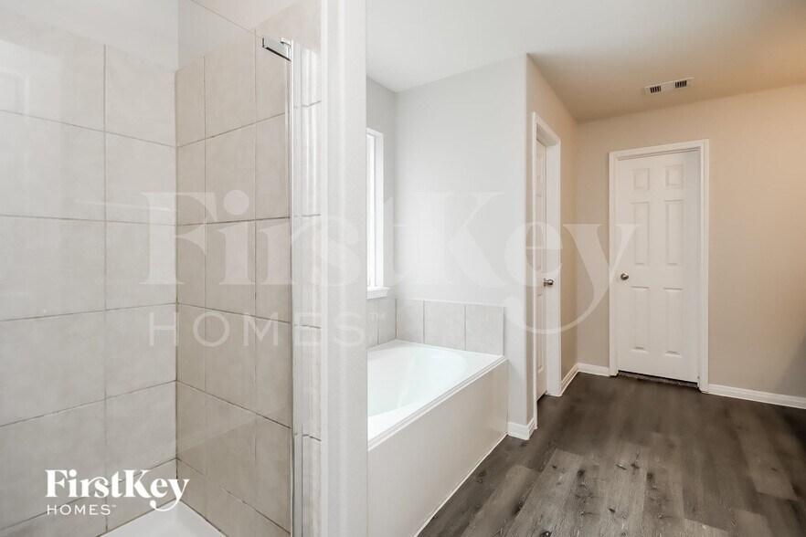 Building Photo - 3607 Zephyr Glen Way