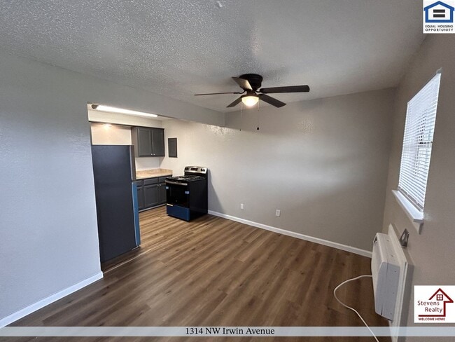 Building Photo - 1314 NW Irwin Ave