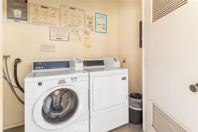 Building Photo - 3010 Montrose Ave