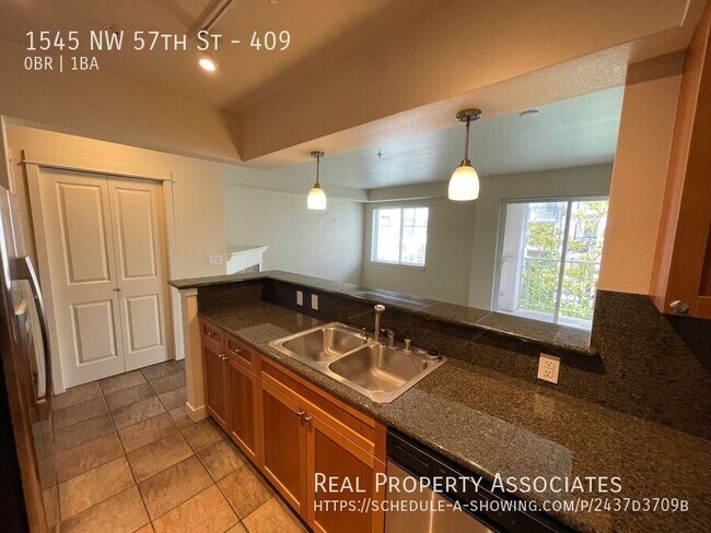 Building Photo - 1545 NW 57th St