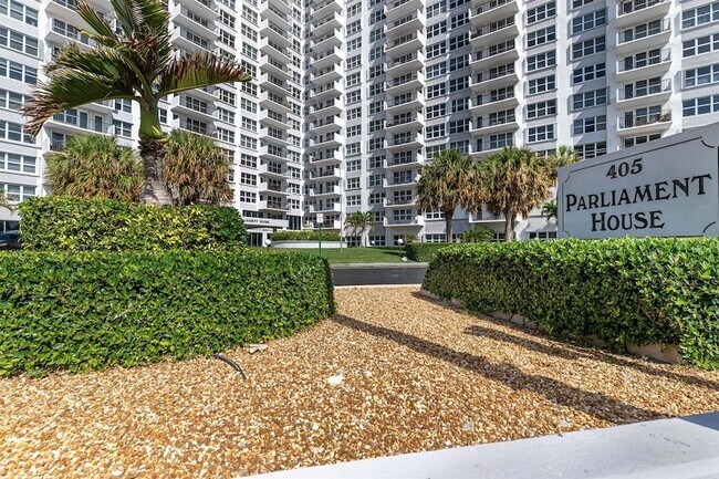 Building Photo - 405 N Ocean Blvd