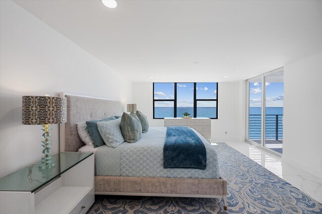 Building Photo - 900 Ocean Dr