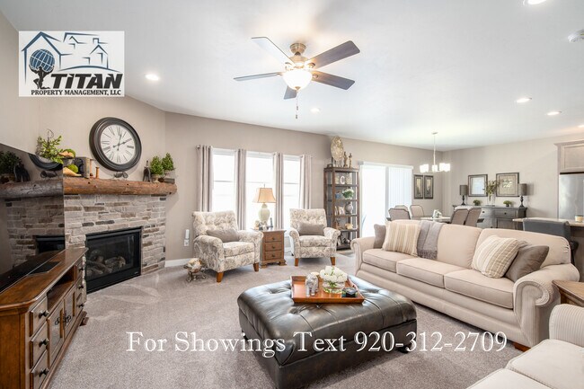 Building Photo - 1012 Faith Ct