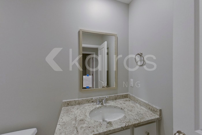 Building Photo - 394 Angela St