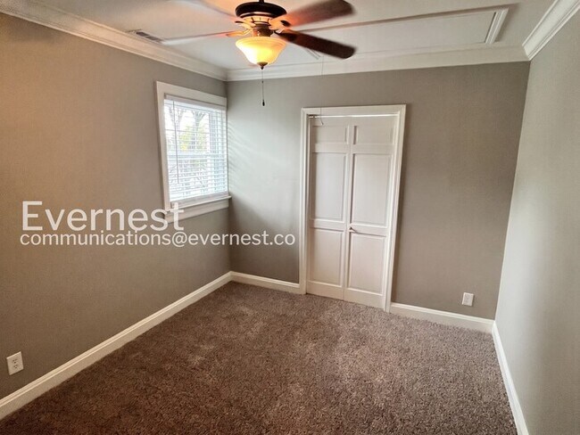 Building Photo - 109 Mayfair Rd