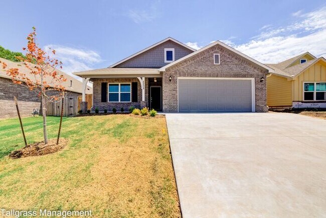 Building Photo - Beautiful 4/2.5/2 in Sand Springs!