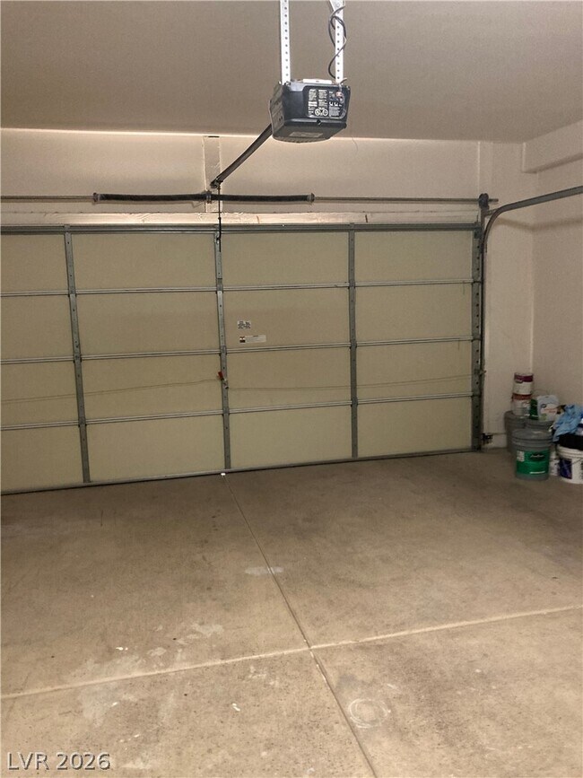 Building Photo - 7020 N Albatross Attic St