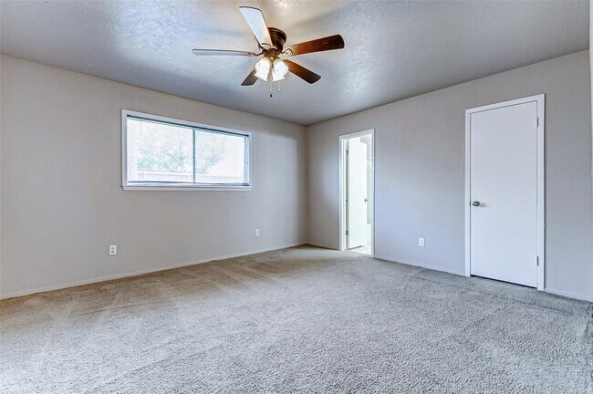 Building Photo - 5318 Botany Ln