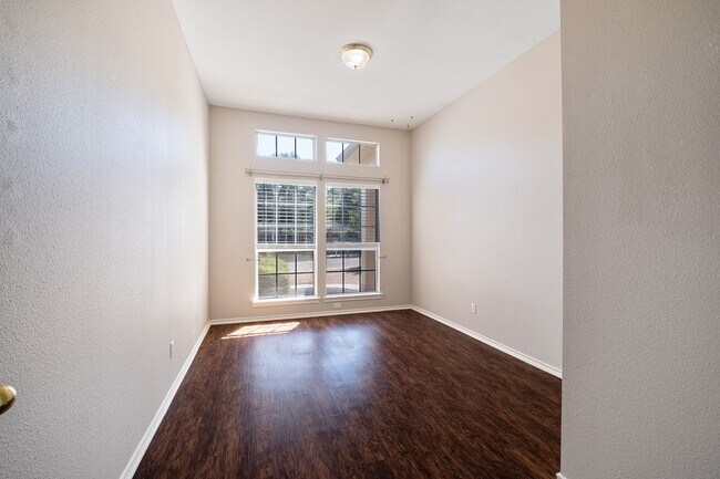 Building Photo - Dream Home Alert in Pflugerville