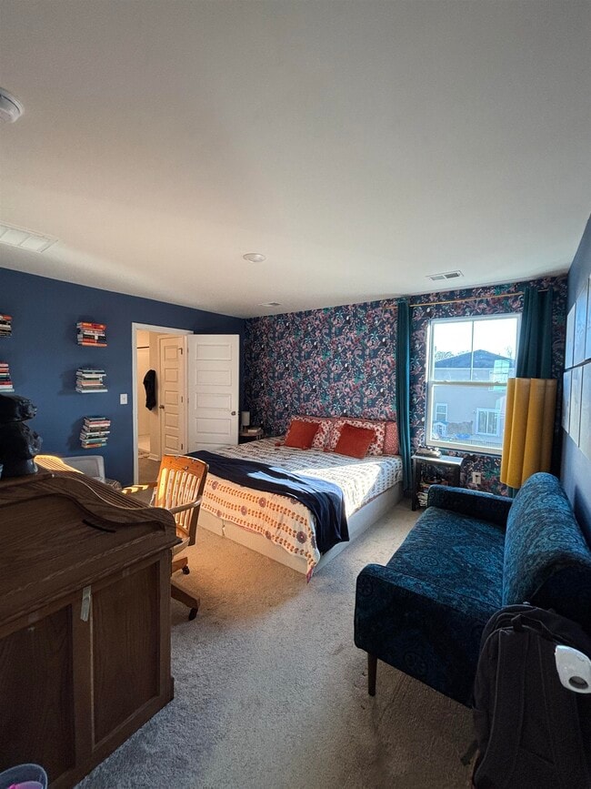 Building Photo - 523 Salty Pine Dr