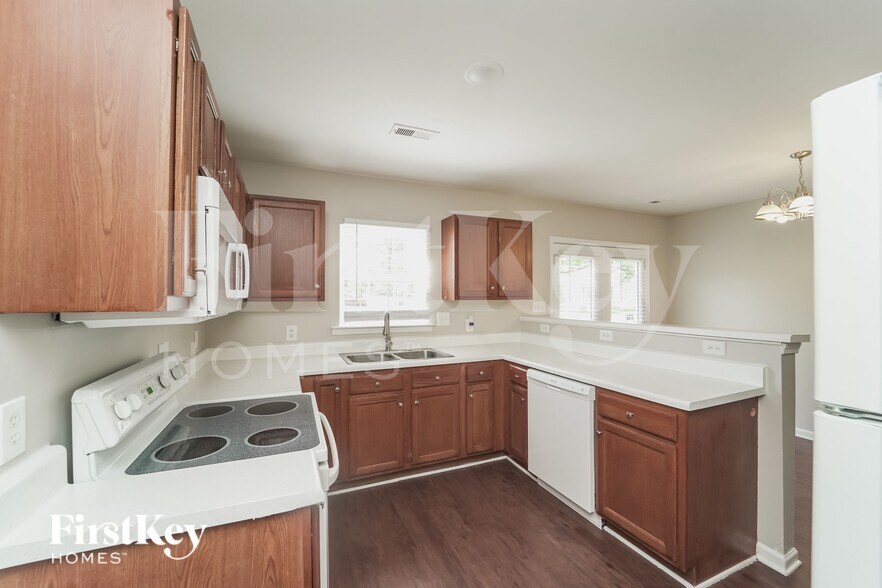 Building Photo - 6804 Jamison Ln