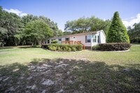 Building Photo - 3BR/2BA Mobile Home with 2 Acres in Weirsdale