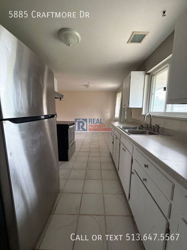 Building Photo - 5885 Craftmore Dr