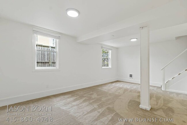 Building Photo - 1720 Lombard St